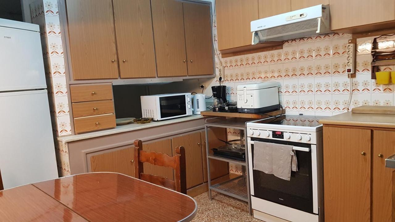 Teal Apartment - Athens Center, 4 Bd, 2 Bath Eksteriør bilde